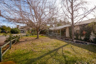 dusty ln 8
