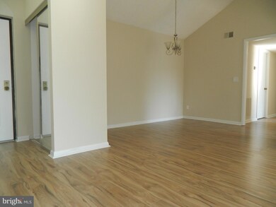15201 Elkridge Way unit 933K, Silver Spring, MD 20906 - photo 3