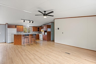 2903 Centaurus Way, Granbury, TX 76048 - photo 7