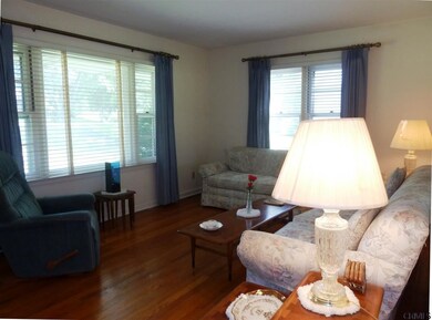 280 Osborne Rd, Albany, NY 12211 - photo 2