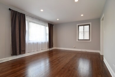 459 N West Ave, Elmhurst, IL 60126 - photo 2