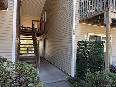 82 High St unit 2, Chester, NY 10918 - photo 2