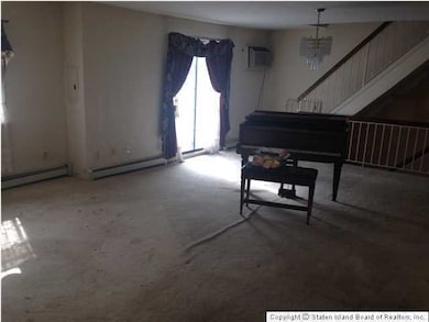 120 Lamped Loop unit A, Staten Island, NY 10314 - photo 6