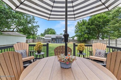 184 E Mann St, West Mansfield, OH 43358 - photo 2