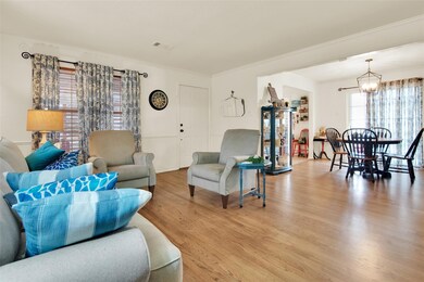 1311 W Munson St, Denison, TX 75020 - photo 5