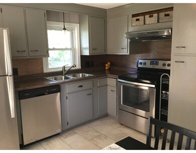 71 Laramee St, Chicopee, MA 01020 - photo 4