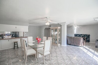 8733 W Whitton Ave Phoenix AZ 85037 X-4