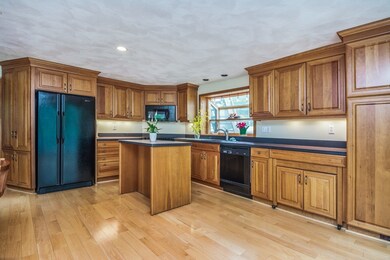 1536 Main St unit A, Concord, MA 01742 - photo 4