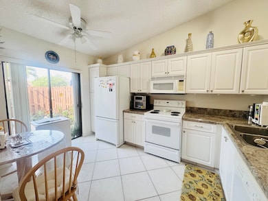 3815 Lace Vine Ln, Boynton Beach, FL 33436 - photo 2