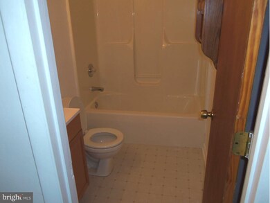 802 Fuselage Ave, Middle River, MD 21220 - photo 4