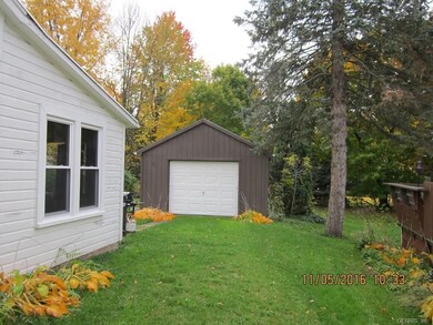 1 Car Detached Garage