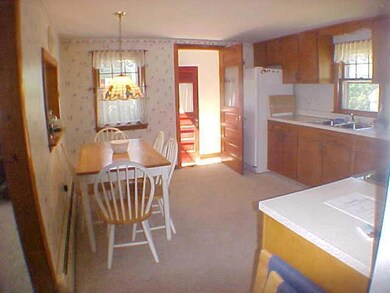 40 Priscilla St, Teaticket, MA 02536 - photo 6
