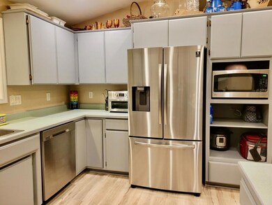 1380 Circle Wood Dr, Central Point, OR 97502 - photo 7