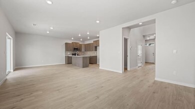 21773 SE Stromboli Ln, Bend, OR 97702 - photo 4