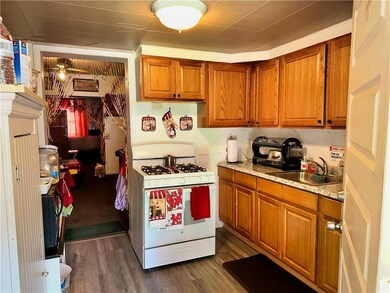 418 N Church St, Allentown, PA 18102 - photo 5