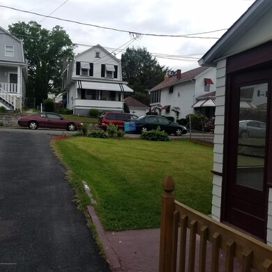 222 Taft St, Hanover Township, PA 18706 - photo 7