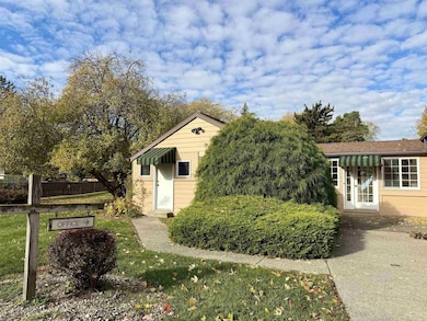 4077 Brockway Rd, Saginaw, MI 48638 - photo 2