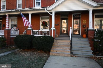 716 Juniper St, Quakertown, PA 18951 - photo 2