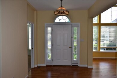 ENTRANCE FOYER