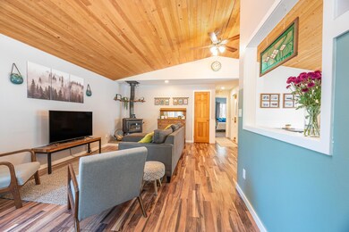 16915 Indio Rd, Bend, OR 97707 - photo 2