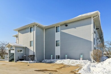 3170 W Monroe St unit 311, Waukegan, IL 60085 - photo 2