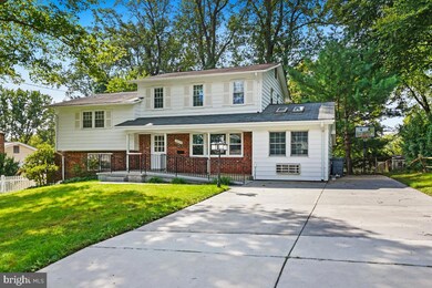 5310 Manorfield Rd, Rockville, MD 20853 - photo 2