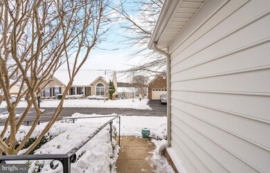 6681 Stream View Ln, Warrenton, VA 20187 - photo 5