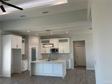 2001 Stardust Ln, Edinburg, TX 78541 - photo 7