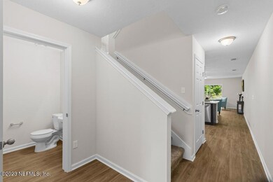 1332 Ellis Rd S, Jacksonville, FL 32205 - photo 2