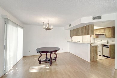8808 N 8th St unit 102, Phoenix, AZ 85020 - photo 2