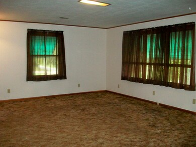 12332 W 200 N, Linton, IN 47441 - photo 4