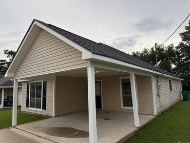 58120 Sherburne St, Plaquemine, LA 70764 - photo 3
