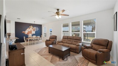 241 Deer Crest Dr, New Braunfels, TX 78130 - photo 4