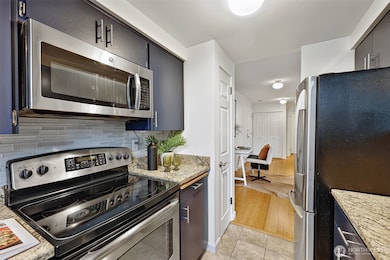 Harbour Heights unit 1202, Seattle, WA 98121 - photo 6