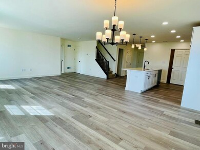 263 Gardenia Ln, Lebanon, PA 17042 - photo 6