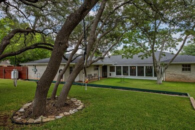 121 Edgewood Dr, Fredericksburg, TX 78624 - photo 7