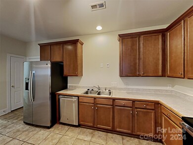 4137 Cedar Point Ave, Matthews, NC 28104 - photo 5