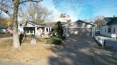 403 E 6th St, Stromsburg, NE 68666 - photo 3