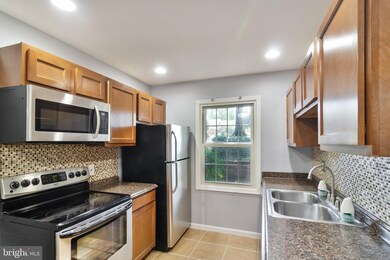 8342 Forrester Blvd unit 451, Springfield, VA 22152 - photo 7