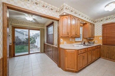 1820 8th Ave SW, Cedar Rapids, IA 52404 - photo 7