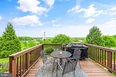 226 N View Cir, Warrenton, VA 20186 - photo 2