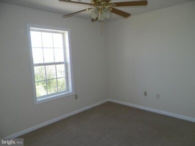 11 Prospect Ave, Bunker Hill, WV 25413 - photo 2