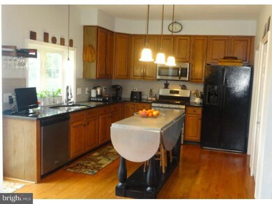 1322 Royal Ln, West Deptford, NJ 08086 - photo 6