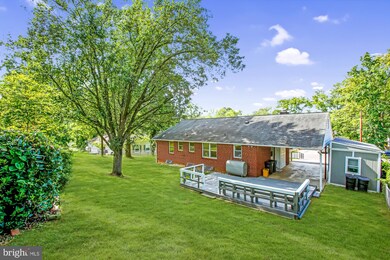 10037 Locust St, Glenn Dale, MD 20769 - photo 5