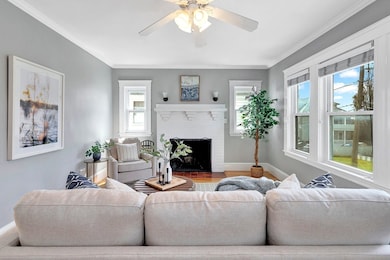 11-15 Kings Beach Terrace unit 15, Swampscott, MA 01907 - photo 6