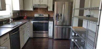 8514 Forrester Blvd unit 871, Springfield, VA 22152 - photo 2