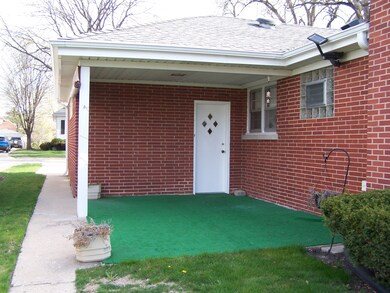 1319 E Algonquin Rd, Des Plaines, IL 60016 - photo 7