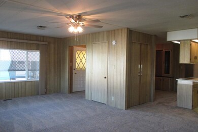 1701 E Dinuba Ave unit 52, Selma, CA 93662 - photo 4