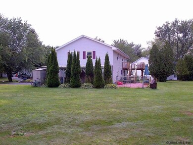 6 Rodez Dr, Latham, NY 12110 - photo 3