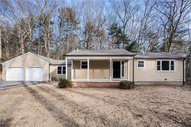 26 Robin Vale Dr, North Scituate, RI 02857 - photo 2